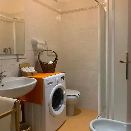 Downtown 119 * San Remo